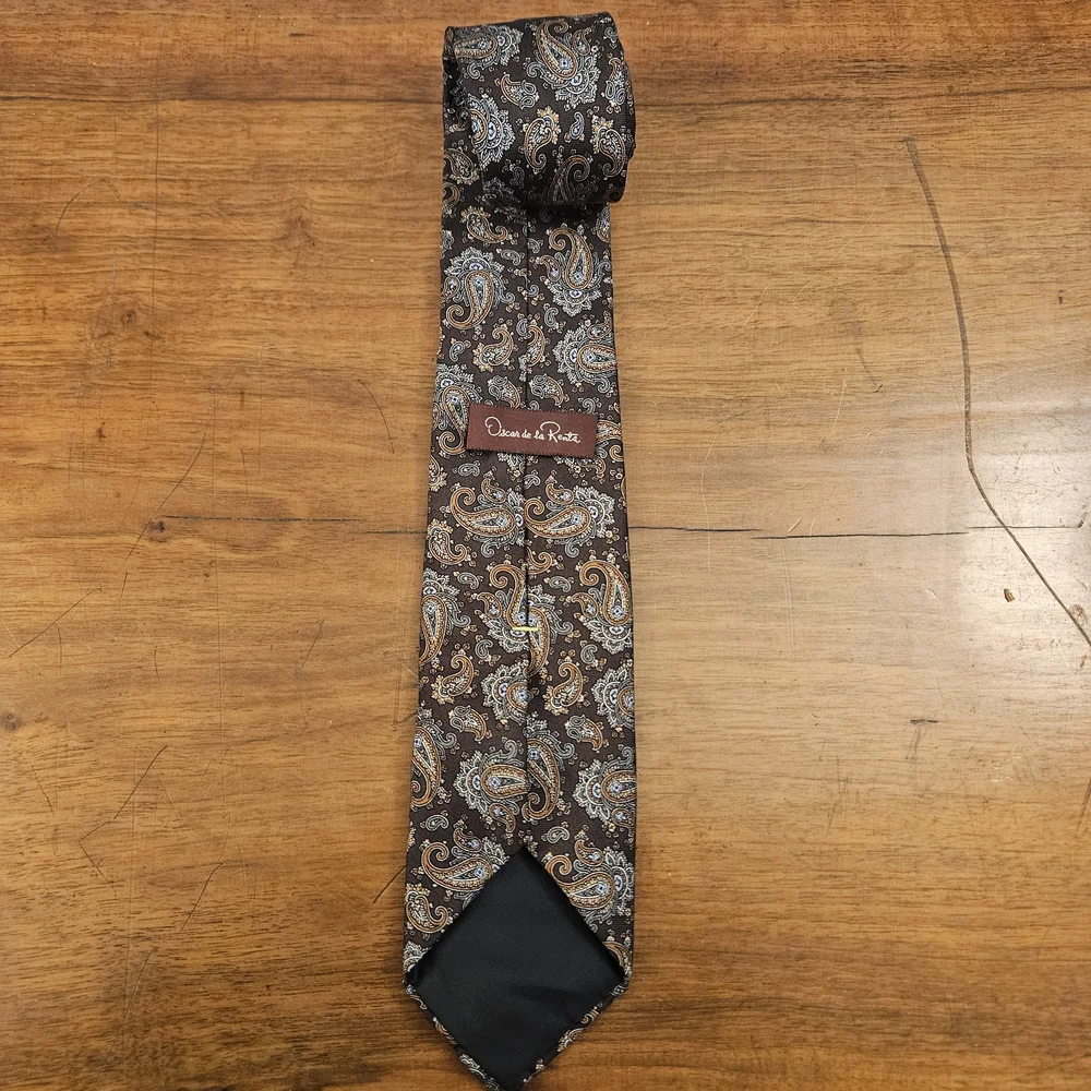 Oscar de la Renta Silk Tie Brown Orange Blue/Gray Paisley 100% Silk Men's Formal